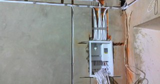 Электропроводка в доме + монтаж Бийск цена от 154 руб. м.п.